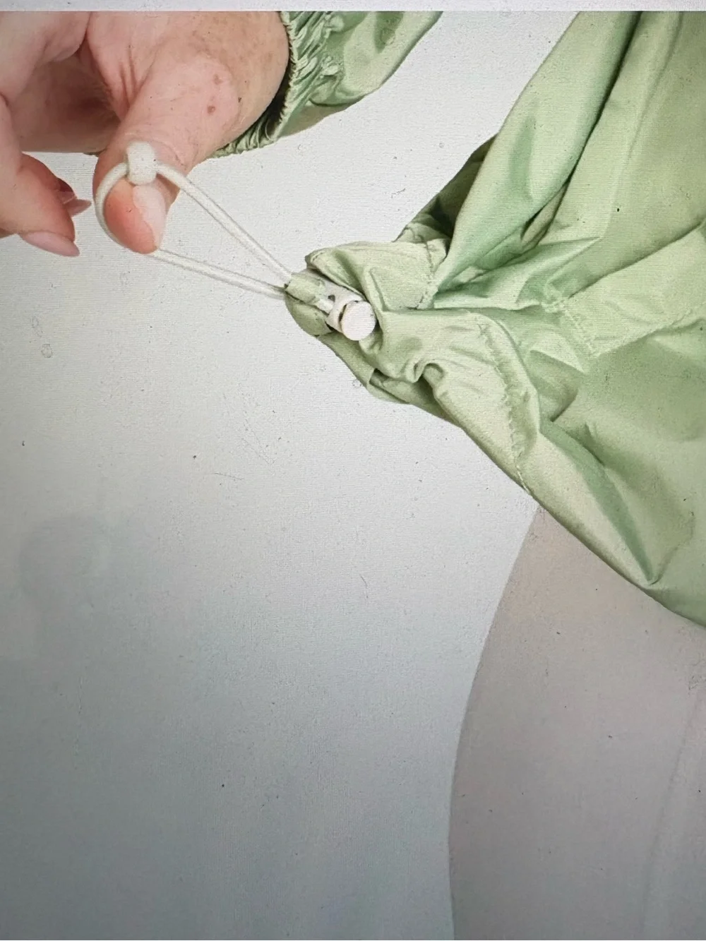 Bala Sage Green Women's Windbreaker Pullover